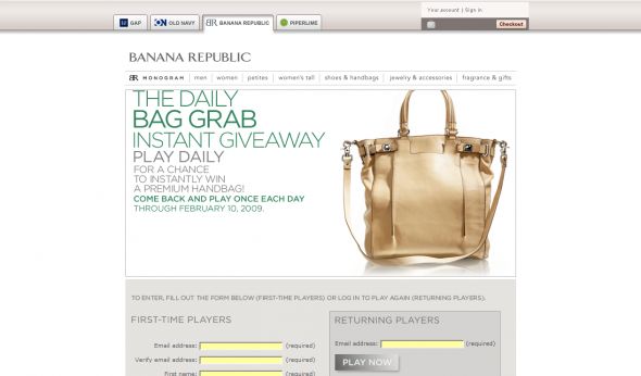 Banana Republic’s Daily Bag Grab Instant Giveaway